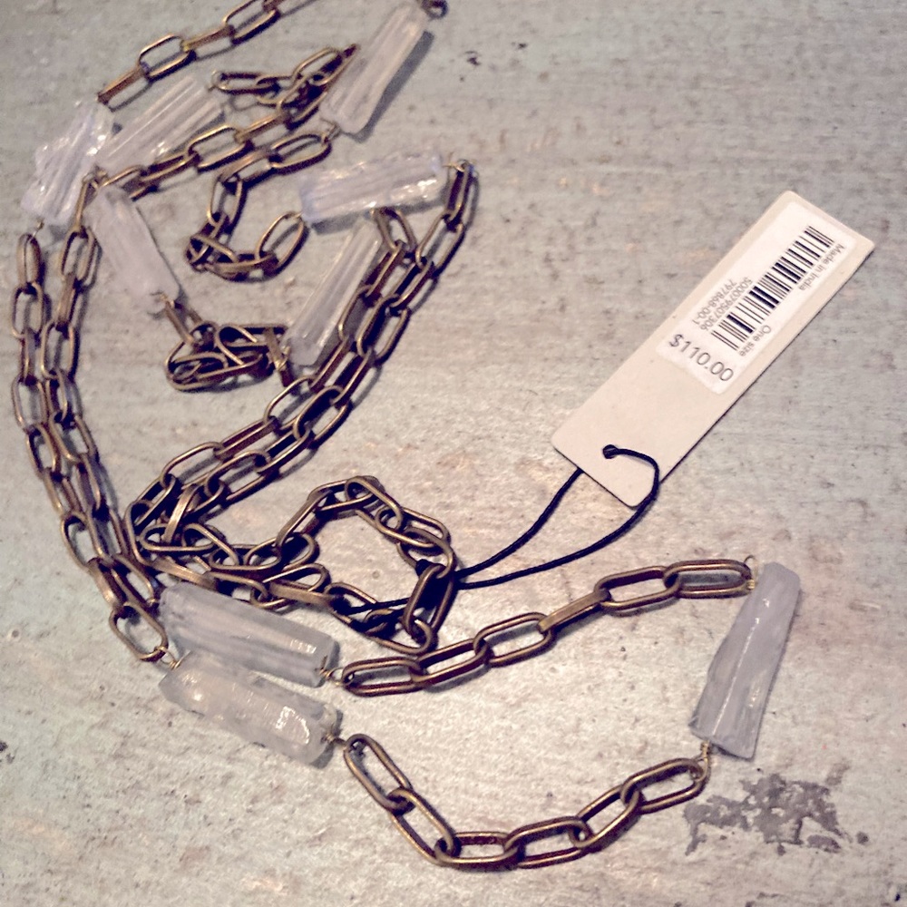 Gorgeous Banana Republic necklace
